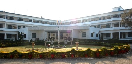 Amrapali Institute Of Hotel Management  Nainital  Uttarakhand